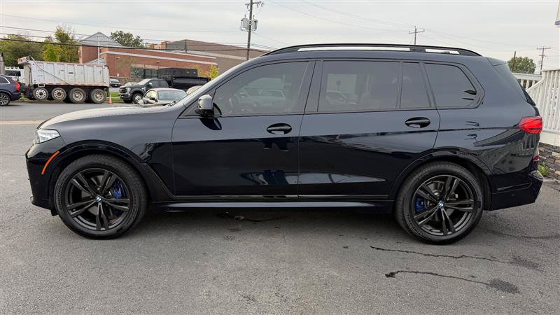 Used 2019 BMW X7 xDrive50i w/ Dynamic Handling Package AWD/4WD image 3