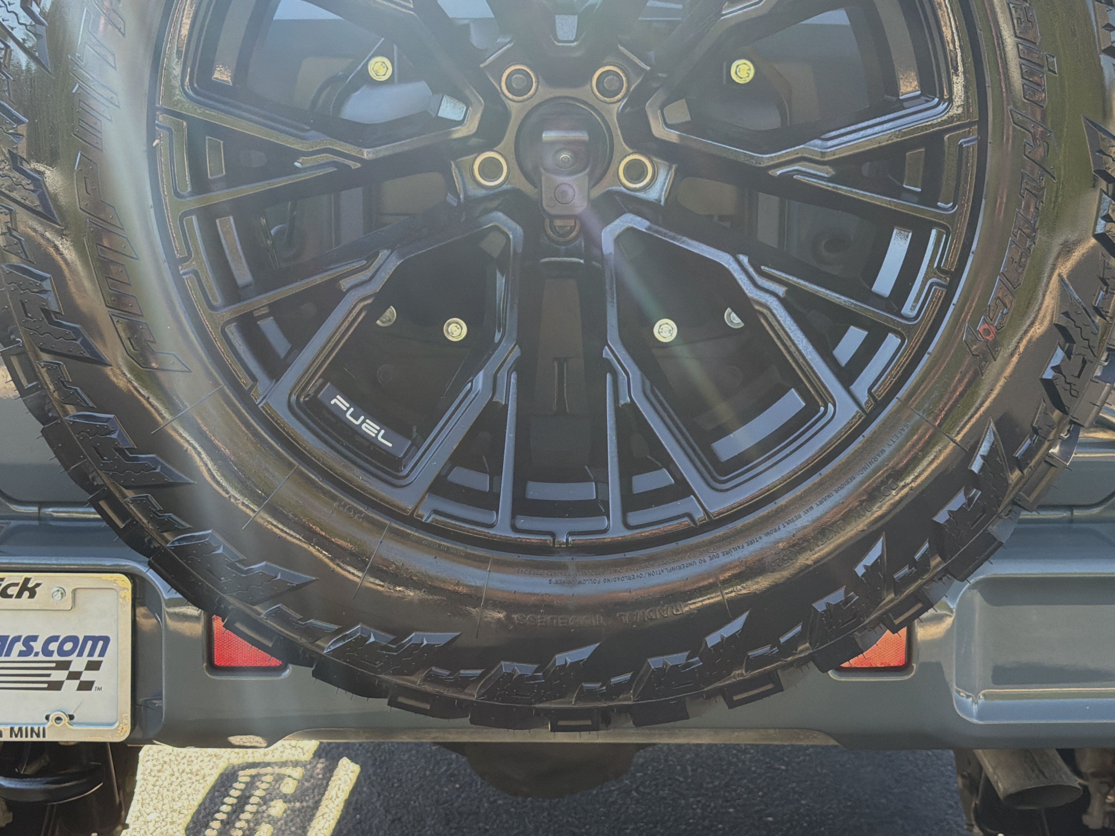 Used 2024 Jeep Wrangler Unlimited Sahara AWD/4WD image 22