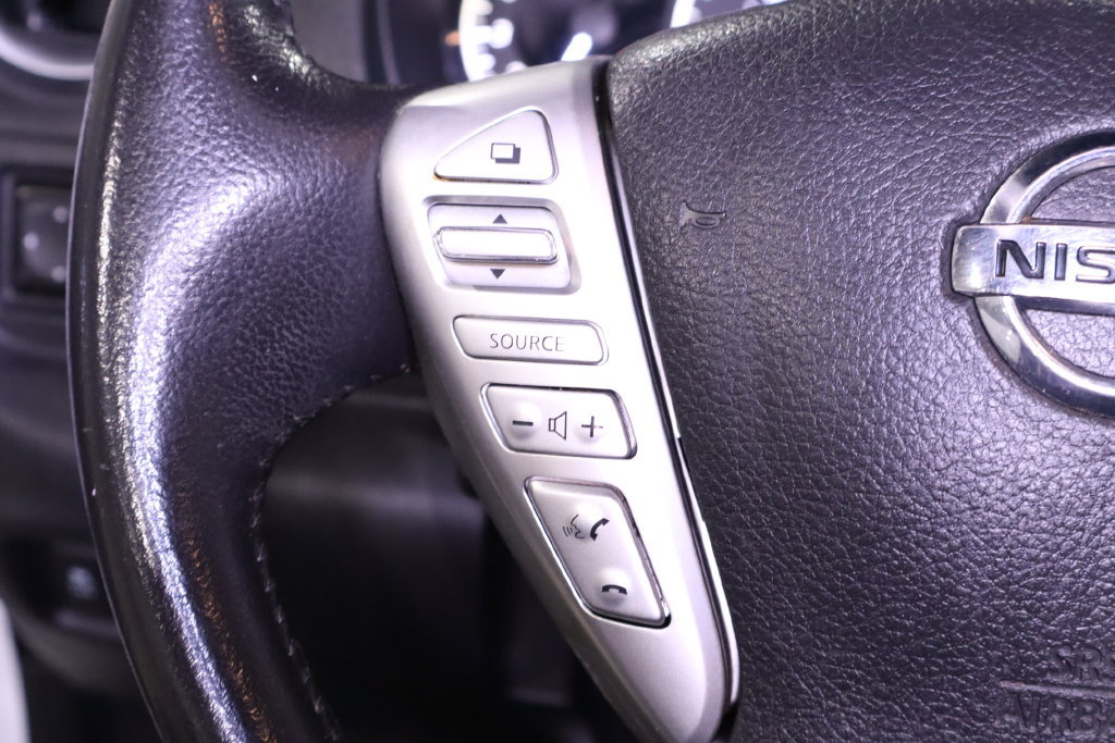 Used 2016 Nissan Versa Note SV FWD image 20