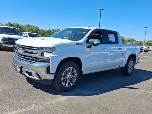 Used 2022 Chevrolet Silverado 1500 LTZ w/ LTZ Convenience Package II AWD/4WD image 6