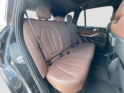 Used 2022 BMW X5 sDrive40i w/ Premium Package RWD image 28