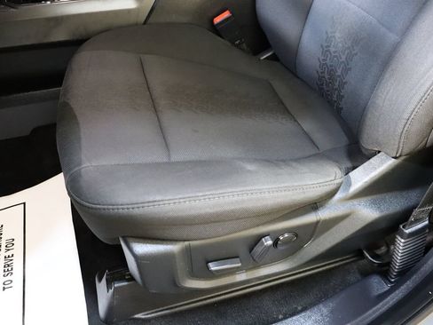 Used 2019 Ford F150 XLT w/ Equipment Group 302A Luxury AWD/4WD image 41