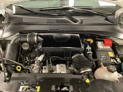 Used 2025 Jeep Compass Limited AWD/4WD image 15