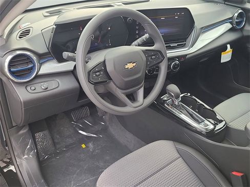 New 2026 Chevrolet Trax LT image 21