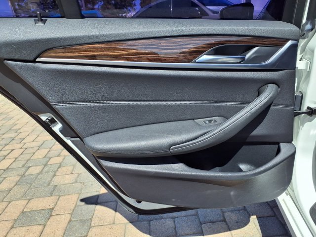 Used 2017 BMW 530i RWD image 11