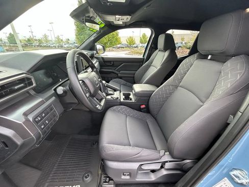 Used 2026 Toyota Tacoma SR5 AWD/4WD image 13