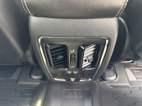 Used 2021 Jeep Grand Cherokee Limited w/ Quick Order Package 28K 80th AWD/4WD image 21