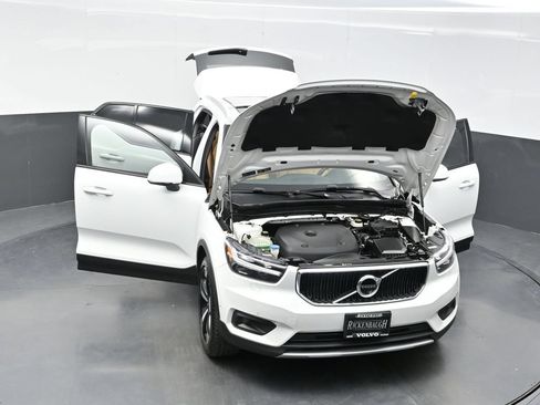 Used 2019 Volvo XC40 T5 Momentum AWD/4WD image 39