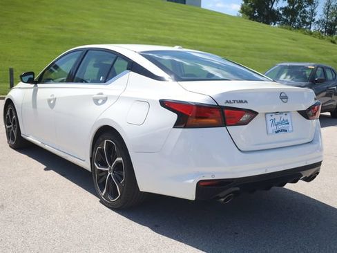 Certified 2025 Nissan Altima 2.5 SR FWD image 7
