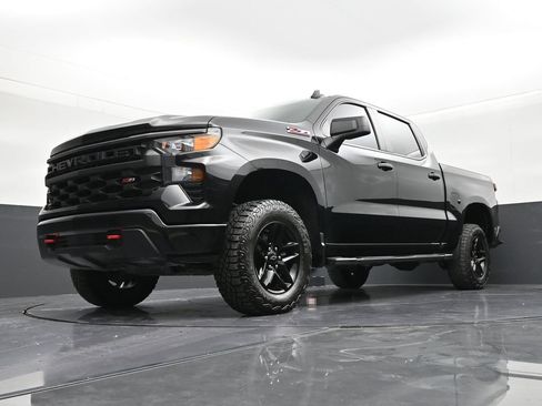 Used 2024 Chevrolet Silverado 1500 Custom Trail Boss AWD/4WD image 20