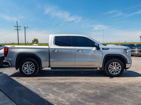 Used 2022 GMC Sierra 1500 SLT AWD/4WD image 4