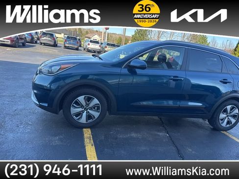 Used 2019 Kia Niro LX image 19