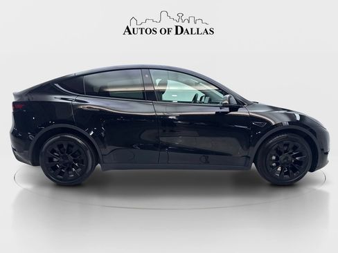 Used 2023 Tesla Model Y Long Range AWD/4WD image 10