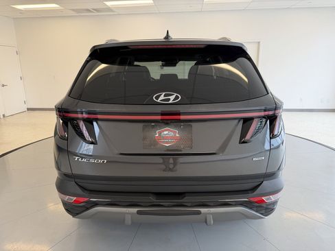 Used 2023 Hyundai Tucson Limited w/ Cargo Package image 6