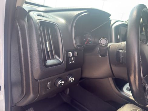 Used 2022 Chevrolet Colorado ZR2 w/ ZR2 Dusk Special Edition AWD/4WD image 15