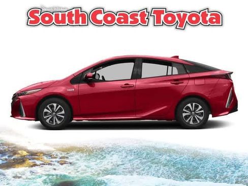 Used 2017 Toyota Prius Prime Advanced w/ Carpet Mat Package image 3