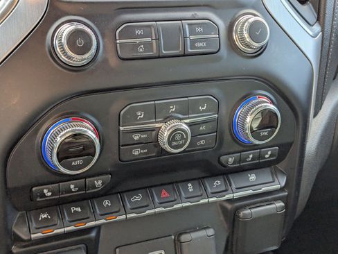 Used 2019 GMC Sierra 1500 SLT w/ SLT Premium Plus Package image 26