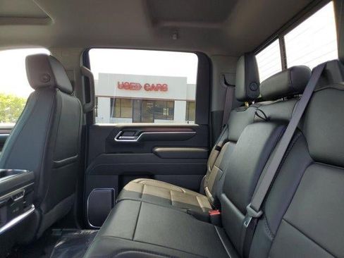 New 2026 GMC Sierra 2500 Denali AWD/4WD image 10