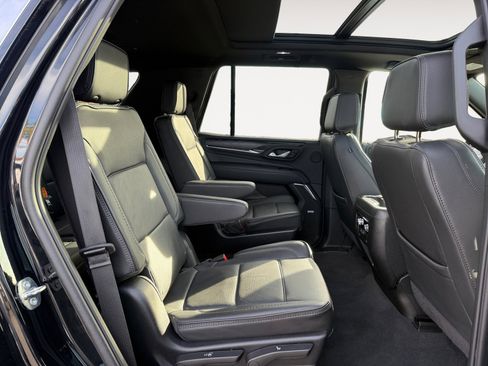 Used 2024 GMC Yukon Denali image 18