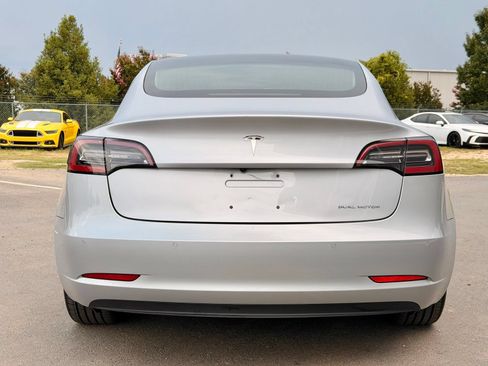 Used 2018 Tesla Model 3 Long Range AWD/4WD image 9