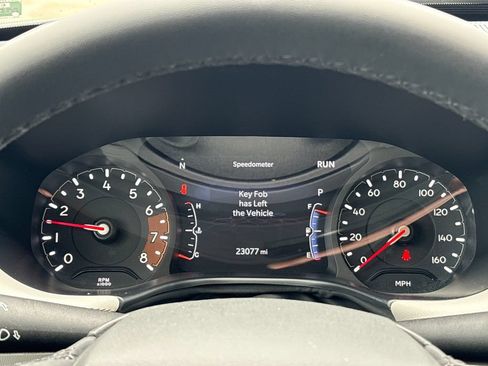 Used 2025 Jeep Compass Limited AWD/4WD image 20