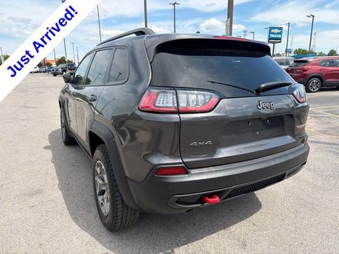 Used 2021 Jeep Cherokee Trailhawk w/ Premium Leather Package AWD/4WD image 5