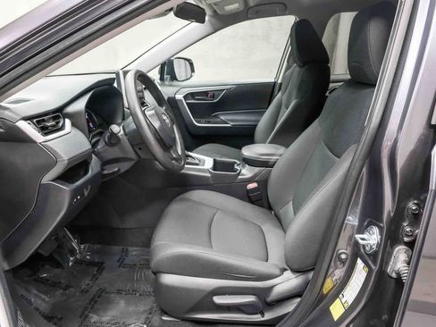 Used 2024 Toyota RAV4 LE FWD image 30