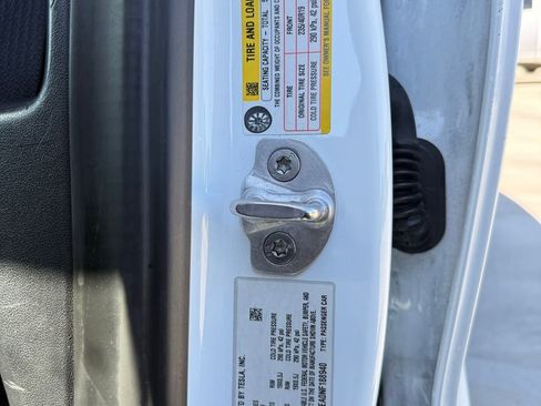 Used 2022 Tesla Model 3 RWD image 8