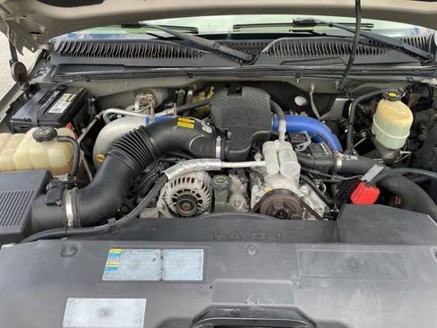 Used 2002 Chevrolet Silverado 2500 LS image 25