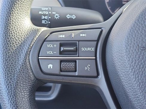 Used 2023 Honda HR-V LX image 20