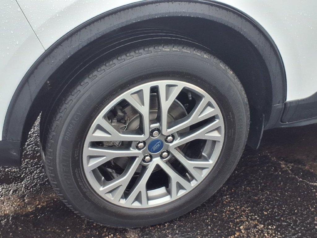 Certified 2022 Ford Escape SEL AWD/4WD image 32