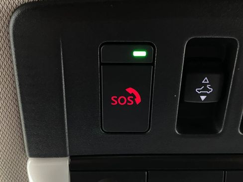 Used 2023 Nissan Rogue SV w/ SV Premium B Package image 28