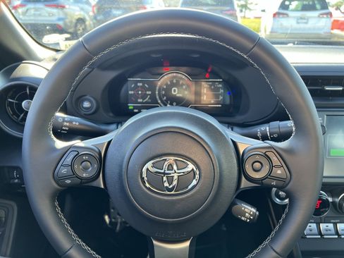 Used 2025 Toyota GR86 Premium w/ GR Wheel Package (TMS image 16