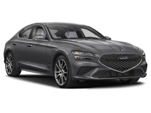 Used 2025 Genesis G70 2.5T RWD image 9