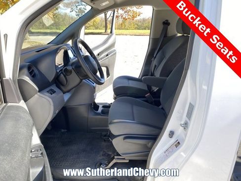 Used 2017 Chevrolet City Express LT w/ Technology Package image 15