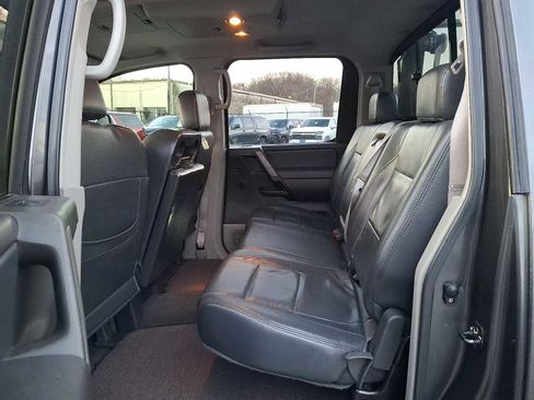 Used 2004 Nissan Titan SE w/ (Bed) Utility Bed Pkg image 10