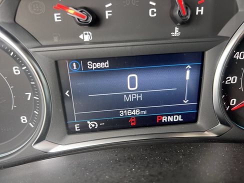 Used 2024 Chevrolet Equinox LT AWD/4WD image 22