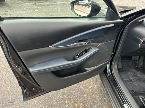 Used 2021 MAZDA CX-30 FWD 2.5 S image 11