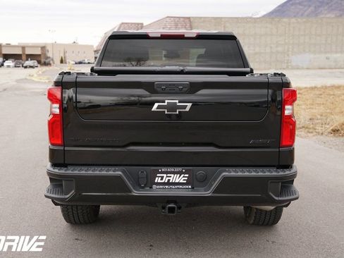 Used 2024 Chevrolet Silverado 1500 RST w/ Protection Package AWD/4WD image 9