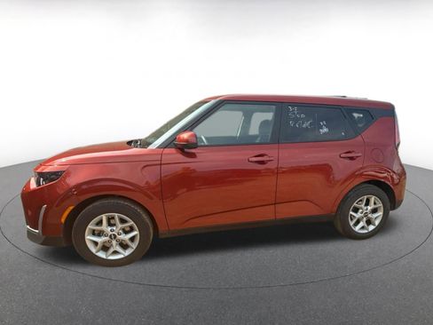 Used 2025 Kia Soul LX w/ LX Technology Package image 8