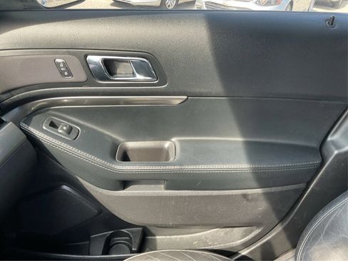 Used 2017 Ford Explorer 4WD Police Interceptor image 20