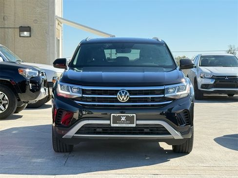 Used 2022 Volkswagen Atlas Cross Sport SE w/ Panoramic Sunroof Package image 5