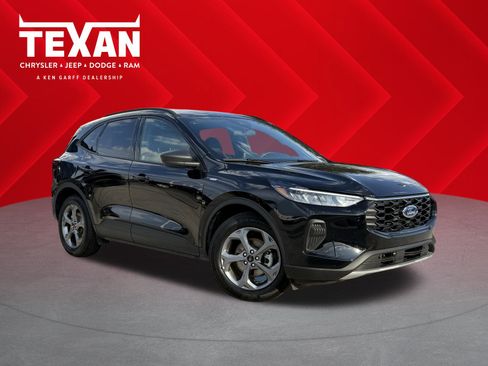 Used 2025 Ford Escape ST-Line image 1