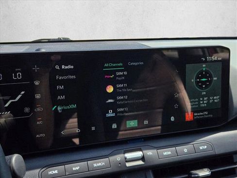 Used 2025 Kia K4 EX image 11