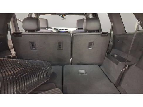 Used 2024 Cadillac XT6 Premium Luxury FWD image 23