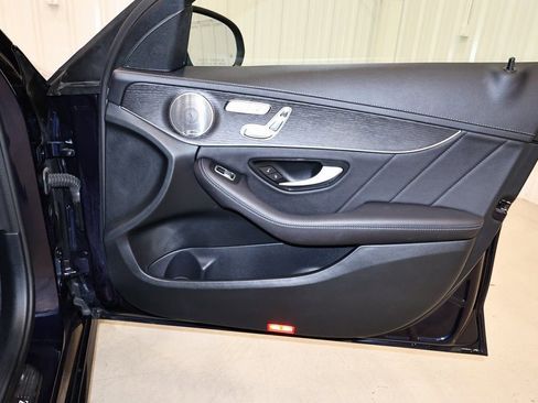 Used 2021 Mercedes-Benz C 300 4MATIC Sedan image 20