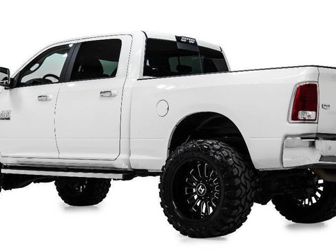 Used 2018 RAM 2500 Laramie image 4