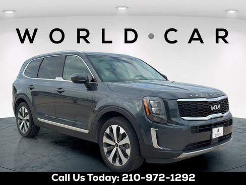 Used 2022 Kia Telluride EX w/ EX Premium Package FWD image 9