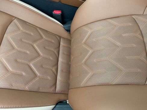 New 2026 Nissan Pathfinder Platinum image 42