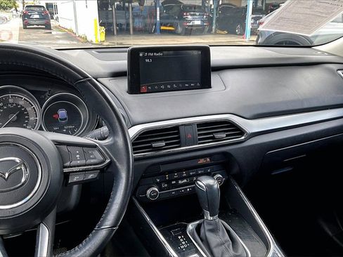 Used 2019 MAZDA CX-9 Touring w/ Touring Premium Package image 6